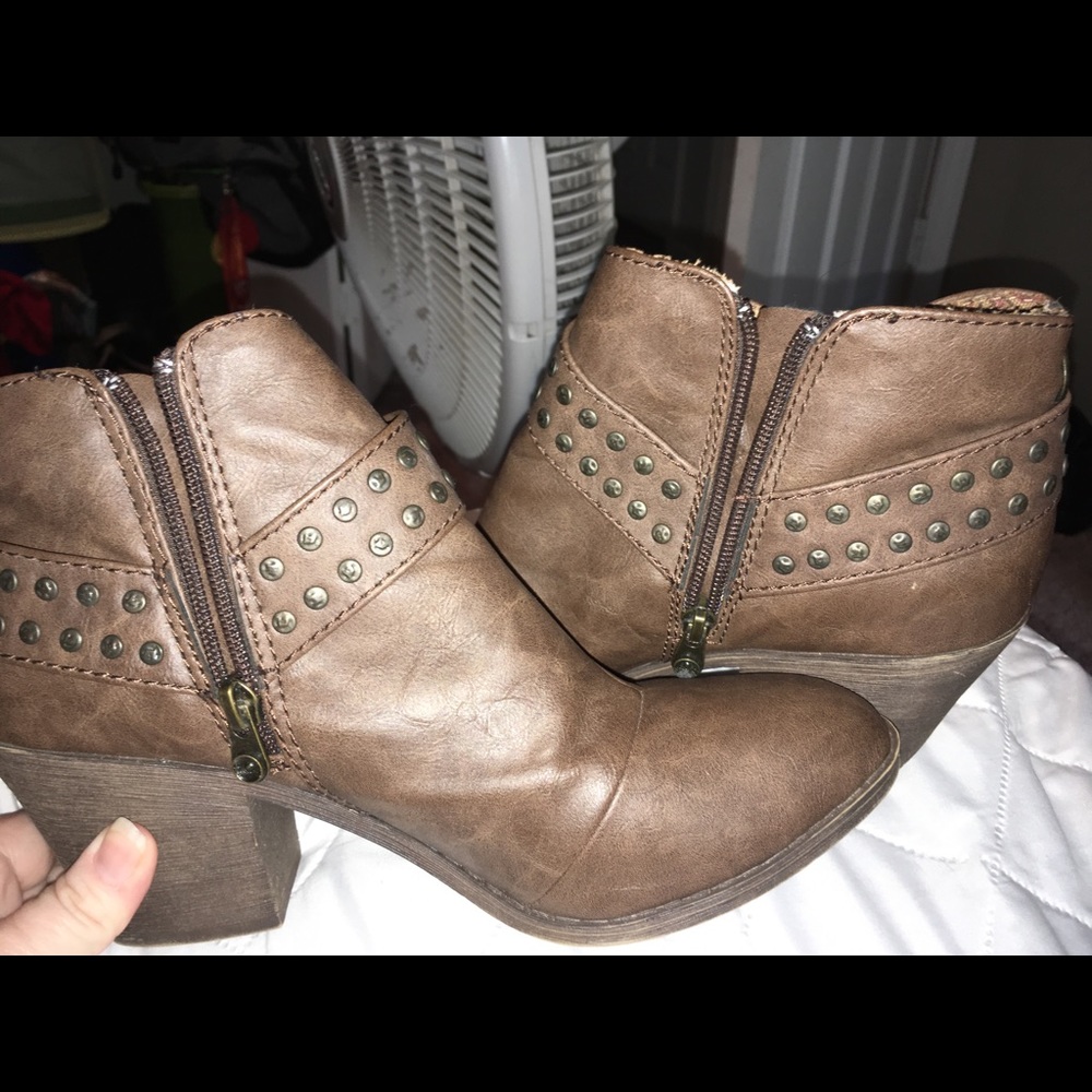 Women's Ankle Booties